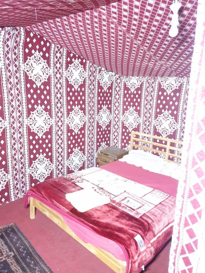 Bedouin Stylelife Camp Hotel Wadi Rum Bagian luar foto