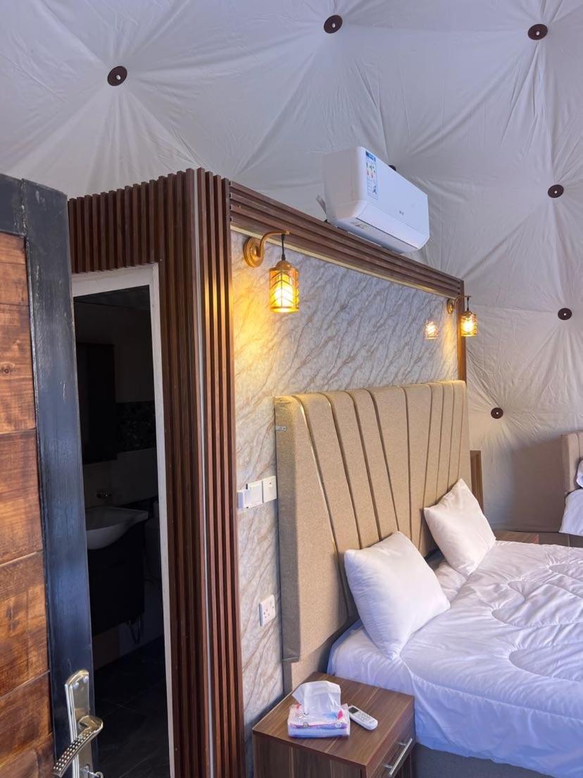 Bedouin Stylelife Camp Hotel Wadi Rum Bagian luar foto